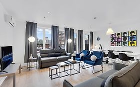 Liv Mtl Downtown - Spacious Suites Near Sainte-Catherine